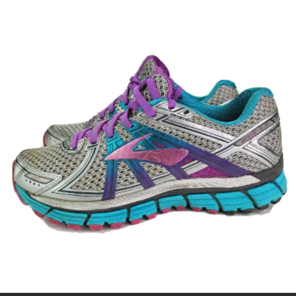 Brooks Adrenaline GTS 17 Size 7.5 B Silver Blue
